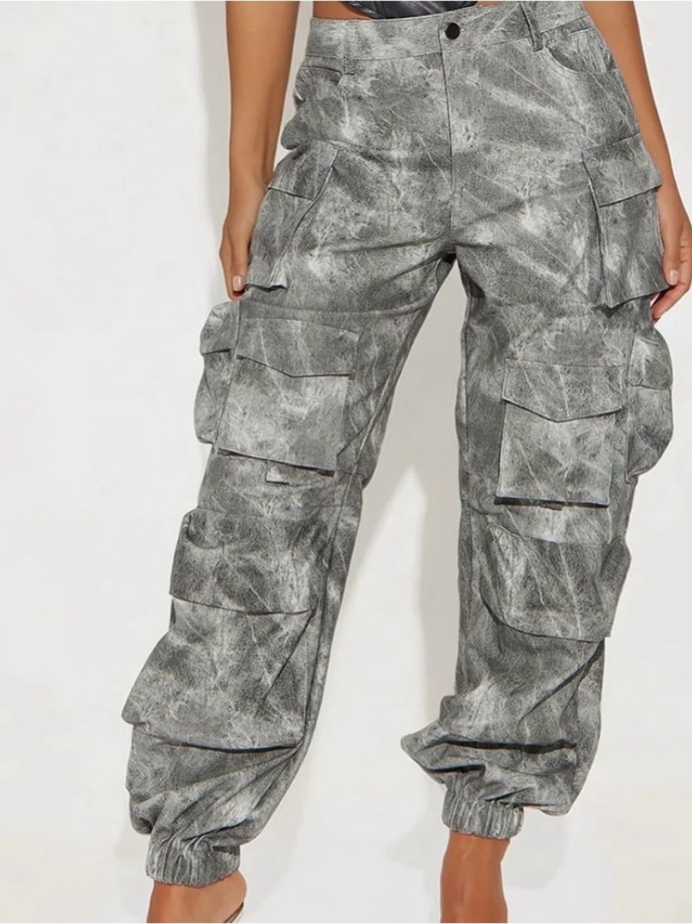 Gray Cargo Jogger Pants - Women